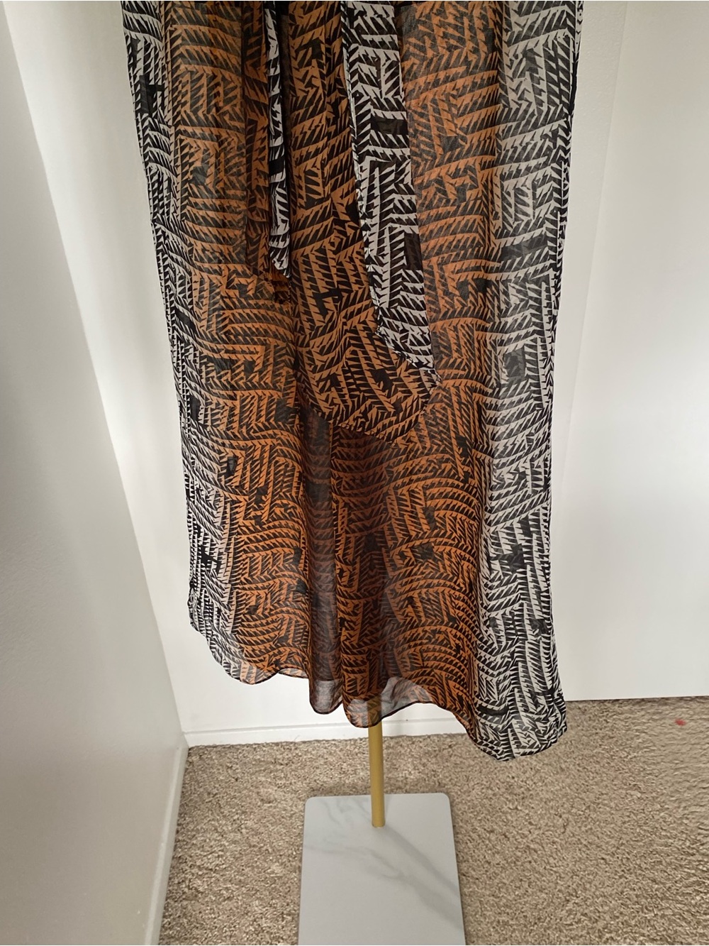 Bebe Sheer Printed Chiffon Overlay Pants with Built-In Shorts Size 2 - Picture 7 of 13